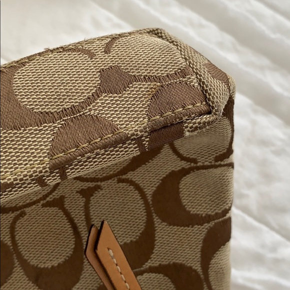 Coach wristlet - Picture 7 of 8